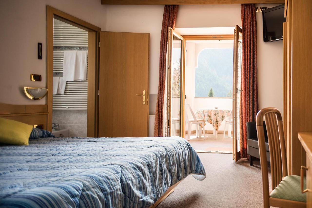 Hotel Sonne Sole Vigo di Fassa Kültér fotó